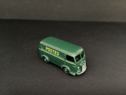 DINKY TOYS :
Peugeot D.3.A van, 