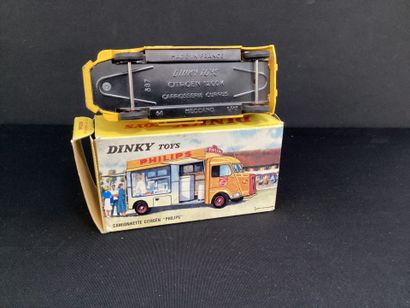 DINKY TOYS :
Camionnette Citroën 