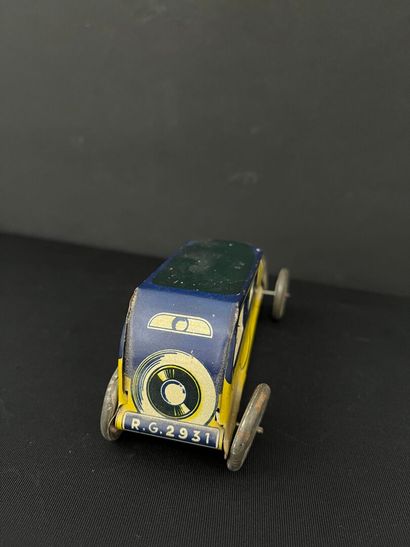 VOITURE genre Renault années 20/30, toit...