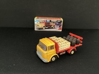 DINKY TOYS :
GAK Kronenbourg, jaune et rouge....