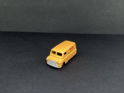 DINKY TOYS : 
Camion bedford, jaune.
Publicité...