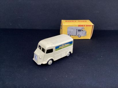 DINKY TOYS :
Citroën 1200K, jaune. Publicité...