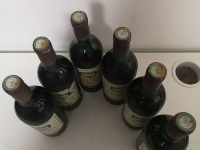 6 Bottles Château LABEGORCE - Margaux 1976
Stained...
