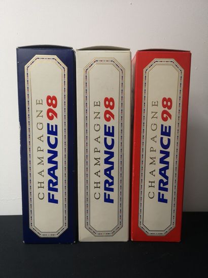 3 Bottles CHAMPAGNE France 98 BRUT.
In their...