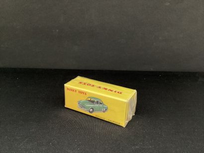 DINKY TOYS : 
Renault 