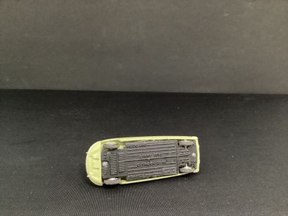 DINKY TOYS :
Citroën DS 19 vert clair et...