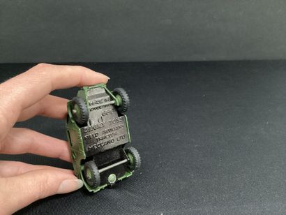 DINKY TOYS :
MAURICE Tracteur d'artillerie.
Field...