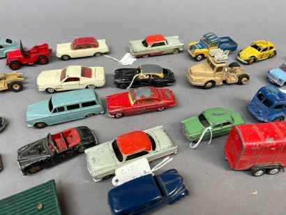 DINKY TOYS :
Lot of cars, Porsche, Rolls,...