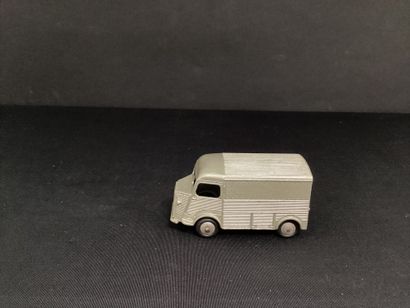 DINKY TOYS :
Citroën 1200K van, grey.
Sliding...