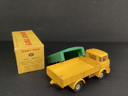 DINKY TOYS :
Camion Berliet GAK, jaune et...