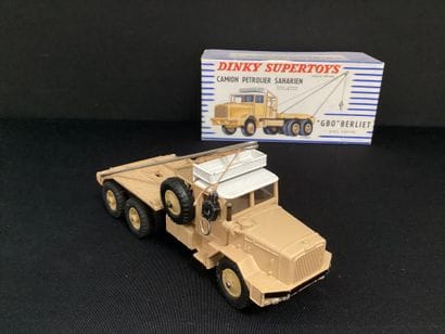 DINKY SUPERTOYS :
Berliet Saharan GBO oil...