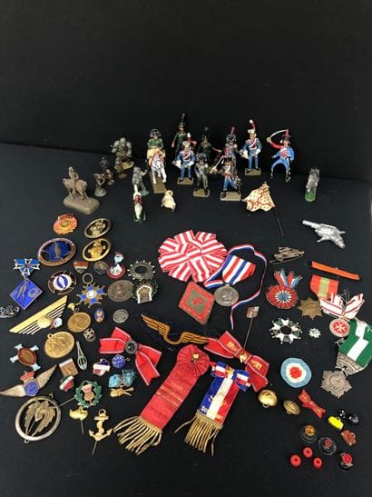 LOT de soldats, personnages et divers en...