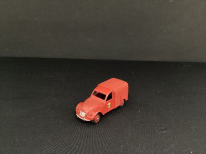 DINKY TOYS :
Camionnette pompier Citroën...