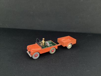 DINKY TOYS :
Land Rover Pick-up, modèle 80,...