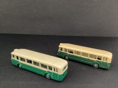 DINKY TOYS :
LOT de deux autocars 
