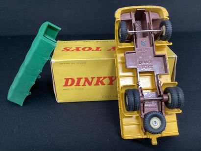 DINKY TOYS :
Camion Berliet GAK, jaune et...