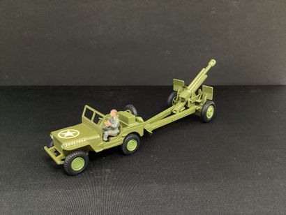 DINKY TOYS :
Jeep Willis, towing cannon.
With...
