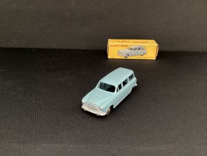 DINKY TOYS :
Peugeot 403, U5 station wagon,...