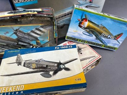 LOT de 9 maquettes d'avion à construire.
Dans...