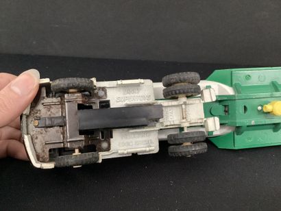 DINKY SUPERTOYS :
Camion 