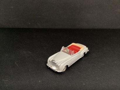DINKY TOYS :
Bentley S2 cabriolet, grise...