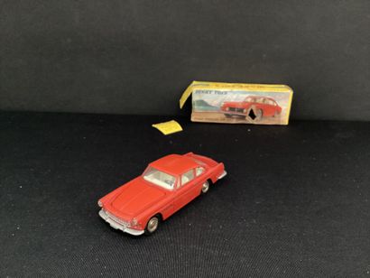 DINKY TOYS :
Ferrari 250 GT, rouge, modèle...