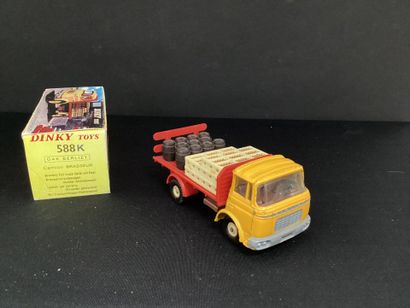 DINKY TOYS :
GAK Kronenbourg, jaune et rouge....