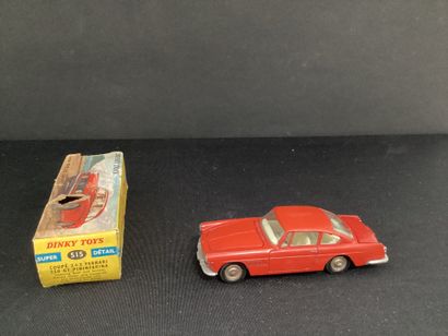 DINKY TOYS :
Ferrari 250 GT, rouge, modèle...