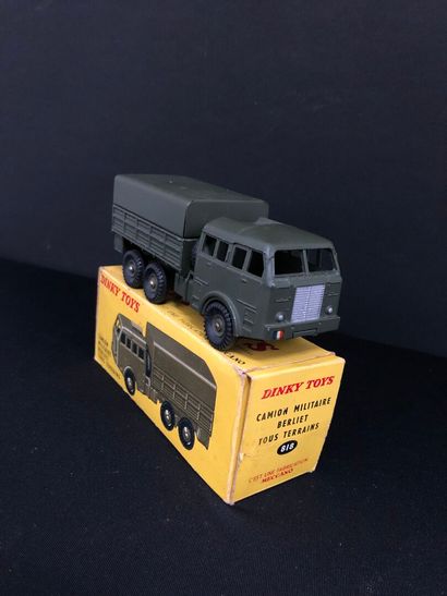DINKY TOYS :
Berliet all-terrain 6x6 military...