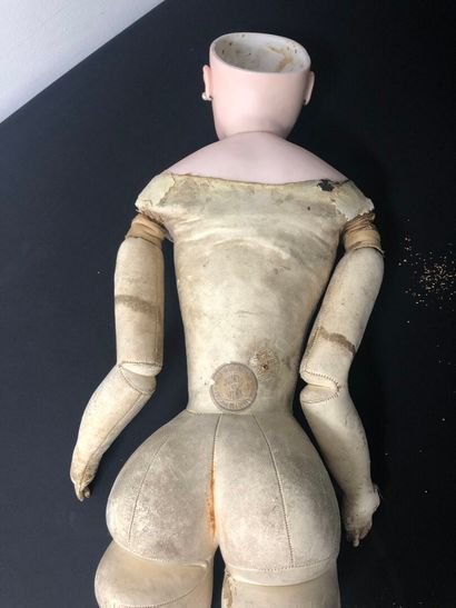 POUPEE de mode de type Parisienne, tête et...