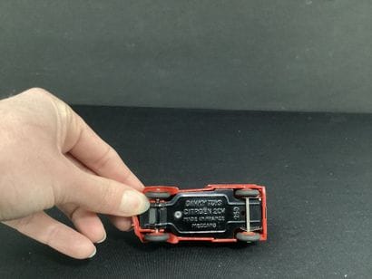 DINKY TOYS :
Camionnette pompier Citroën...