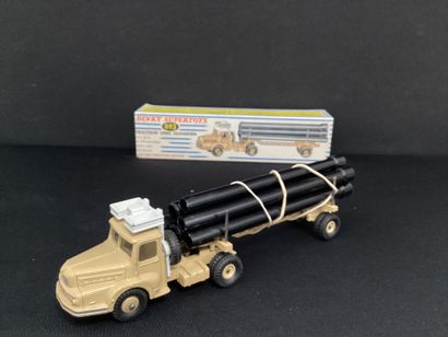 DINKY SUPERTOYS:
Saharan unic tractor, semi-trailer,...