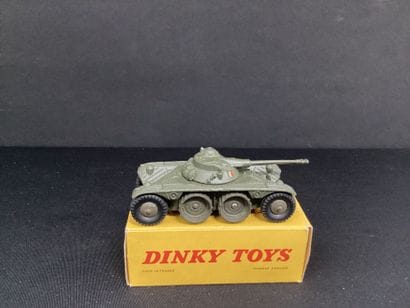 DINKY TOYS :
Militaire, Panhard E.B.R.
Dans...
