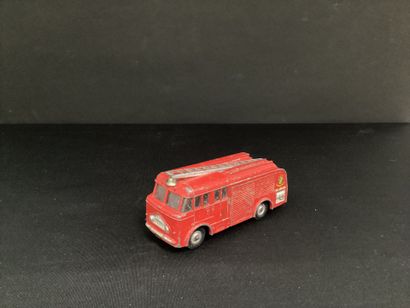 DINKY TOYS :
English ERP fire truck.
Without...