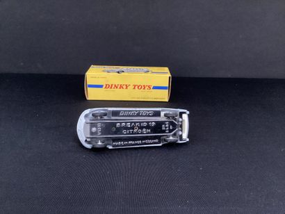 DINKY TOYS :
Ambulance Citroën ID 19 station...
