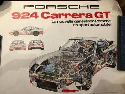 Quatre AFFICHES Porsche années 1990.

Sur...