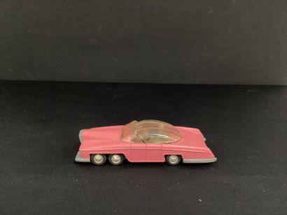 DINKY TOYS:
Lady PENELOPE'S, pink.
Character...
