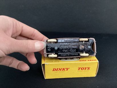 DINKY TOYS :
Fiat 1200 
