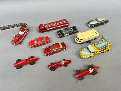 DINKY TOYS and SOLIDO:
Lot of racing cars,...