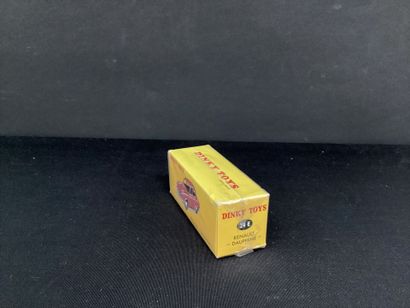 DINKY TOYS : 
Renault 
