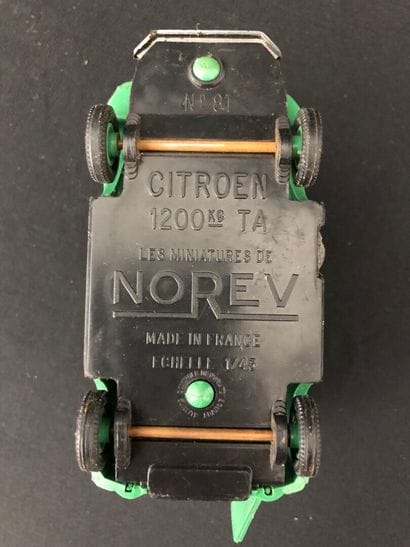 NOREV :
Citroen 1200kg, Tube 