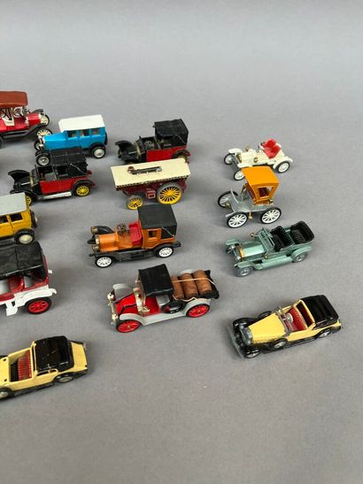 DINKY TOYS, LESNEY and JMK:
Batch of small...