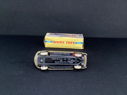 DINKY TOYS :
Citroën ID 19 station wagon,...