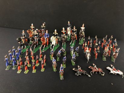 LOT de soldats et chevaux en plomb et métal.
Nombreux...