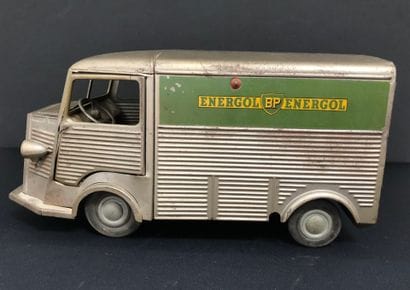 Camion Citroën Tube en tôle 
