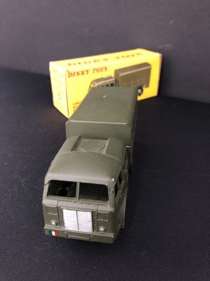 DINKY TOYS :
Berliet all-terrain 6x6 military...