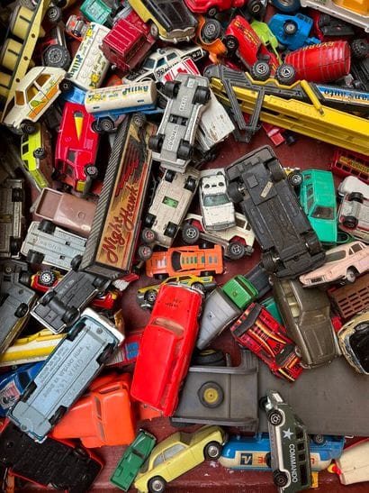 DINKY TOYS, SOLIDO, CORGI and others:
Batch...