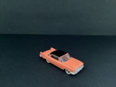 DINKY TOYS :
DE SOTO 59, Diplomat, orange...