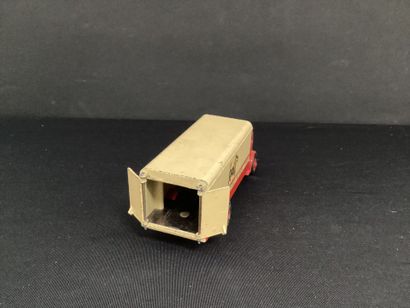 DINKY TOYS :
Camion Guy VIXEN, Van Spratt's,...