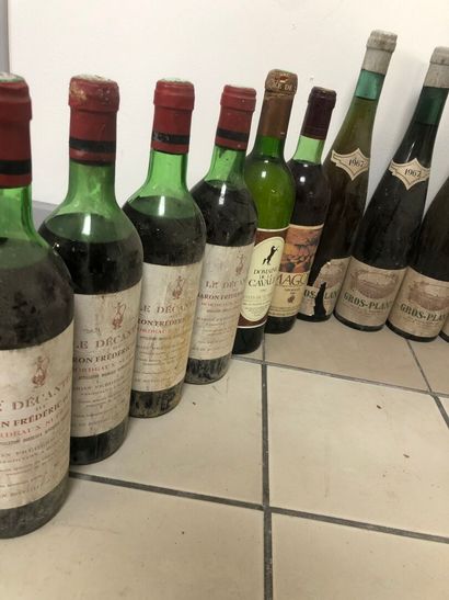 17 Bottles MISCELLANEOUS WINES FOR SALE AS...